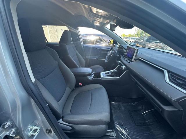 Photo of 2023 Silver Sky Metallic Toyota RAV4