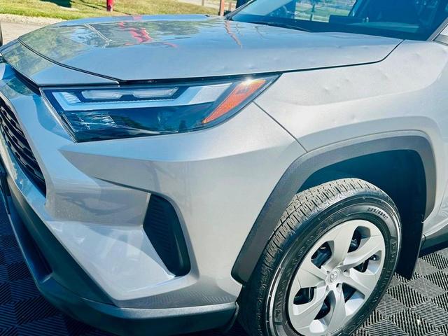 Photo of 2023 Silver Sky Metallic Toyota RAV4