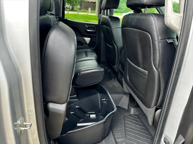 Photo of 2015 Silver Ice Metallic Chevrolet Silverado 1500
