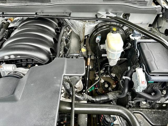 Photo of 2015 Silver Ice Metallic Chevrolet Silverado 1500