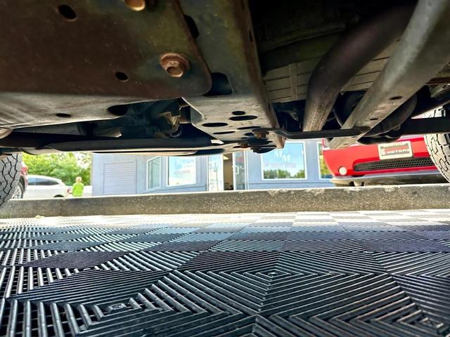 Photo of 2017 Gray Jeep Wrangler Unlimited