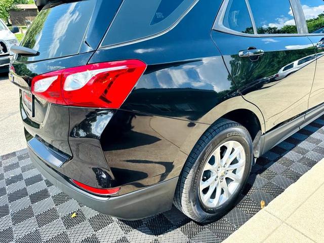 Photo of 2020 Silver Ice Metallic Chevrolet Equinox