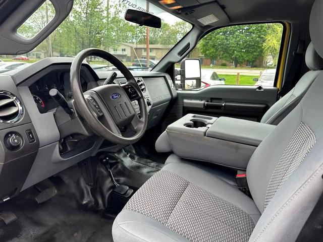 Photo of 2016 Yellow Ford F-250