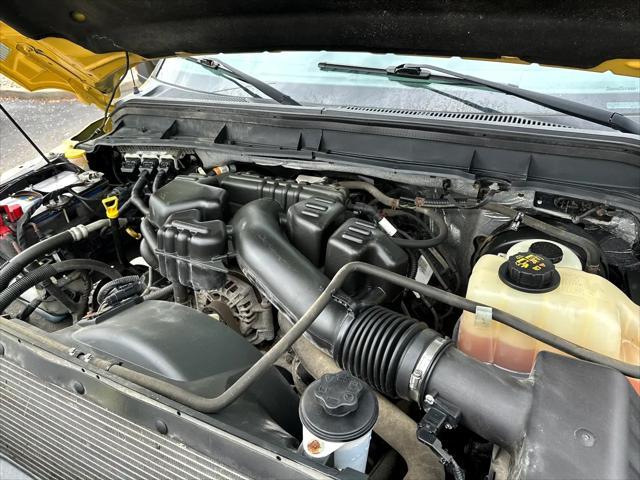Photo of 2016 Yellow Ford F-250