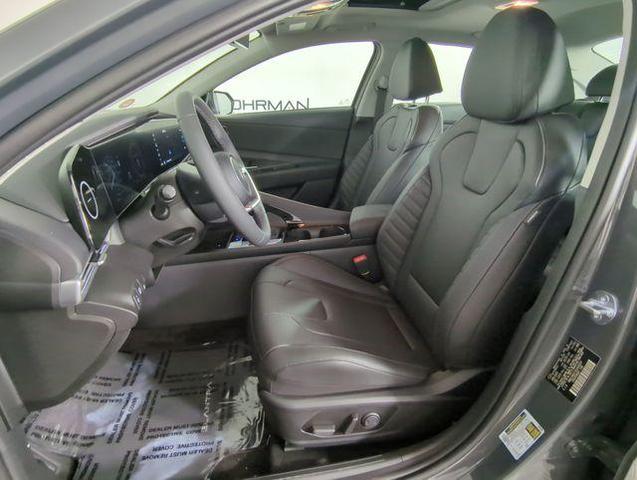 Photo of 2025 Gray Pearl Hyundai ELANTRA HEV