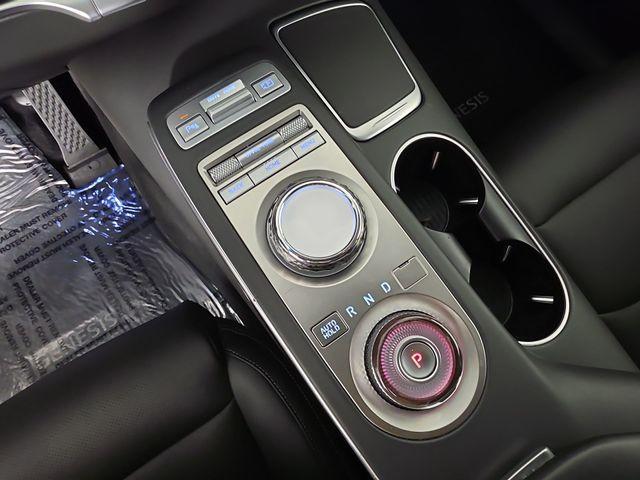 Photo of 2025 Green Genesis GV70