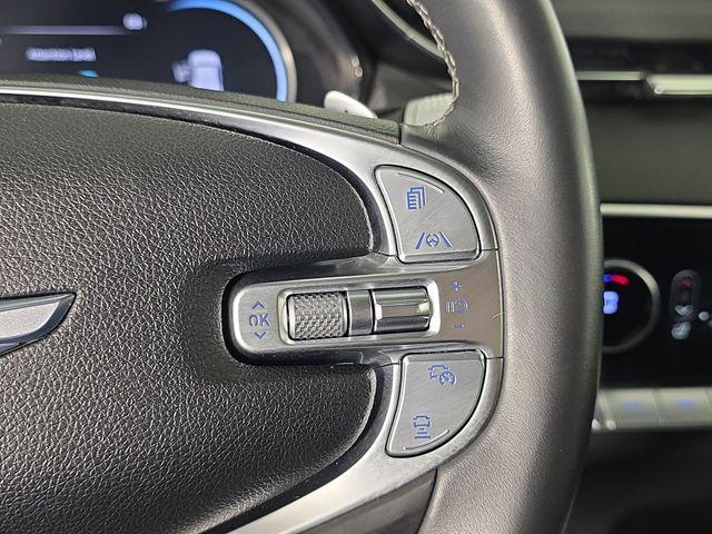 Photo of 2025 Green Genesis GV70