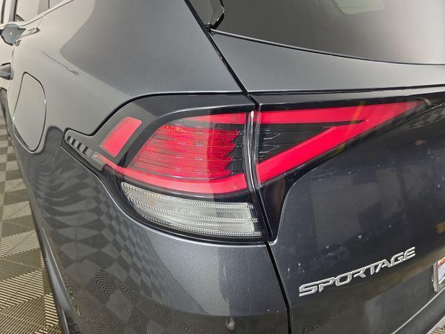 Photo of 2023 Gravity Gray Kia Sportage