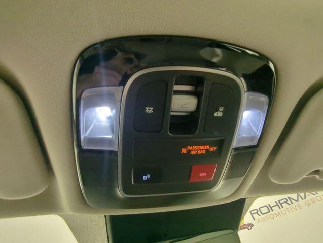 Photo of 2025 White Hyundai SONATA Hybrid