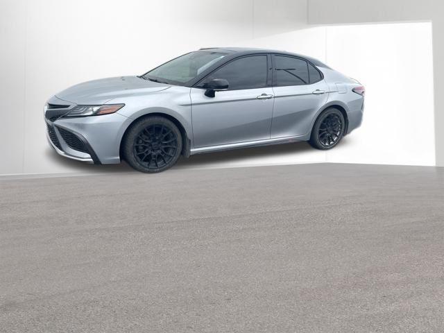 Photo of 2022 Celestial Silver Metallic Toyota Camry