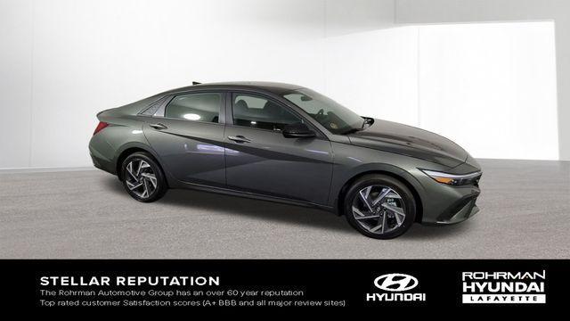 Photo of 2025 Amazon Gray Hyundai ELANTRA HEV