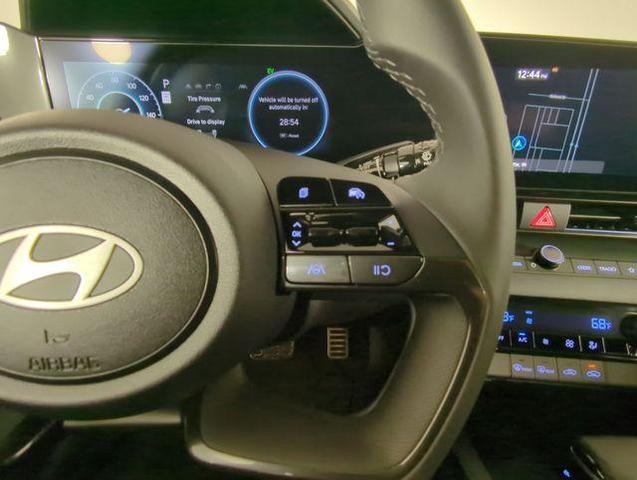 Photo of 2025 Amazon Gray Hyundai ELANTRA HEV