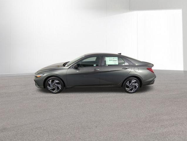 Photo of 2025 Amazon Gray Hyundai ELANTRA HEV