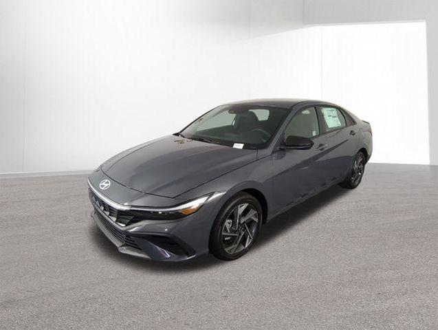 Photo of 2025 Gray Pearl Hyundai ELANTRA HEV