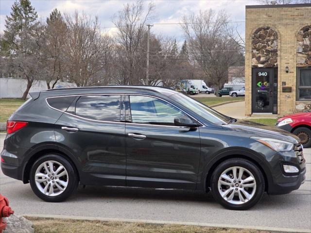Photo of 2013 Gray Hyundai SANTA FE