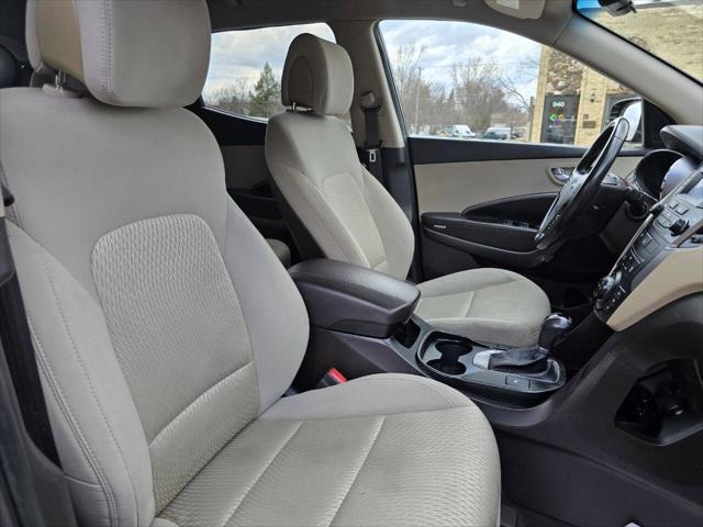 Photo of 2013 Gray Hyundai SANTA FE