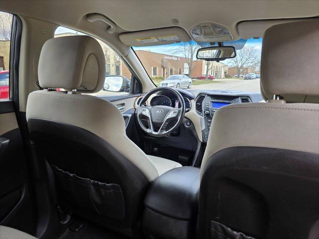 Photo of 2013 Gray Hyundai SANTA FE