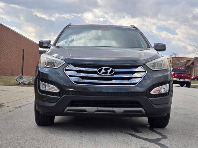 Photo of 2013 Gray Hyundai SANTA FE