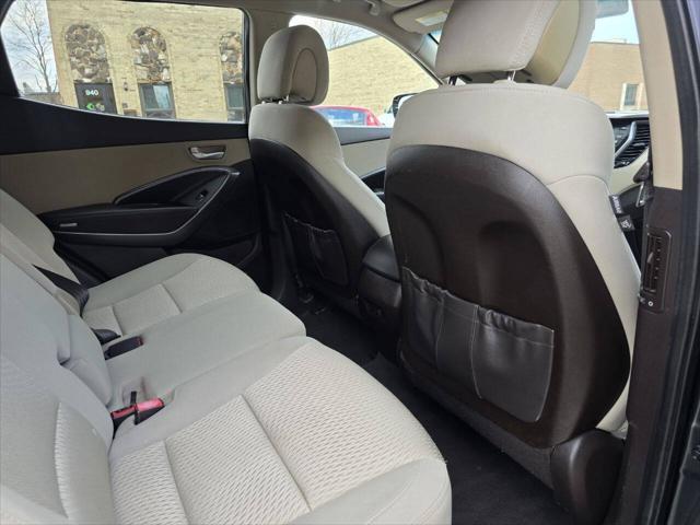 Photo of 2013 Gray Hyundai SANTA FE