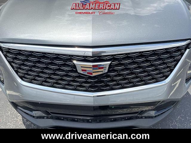 Photo of 2024 Argent Silver Metallic Cadillac XT4