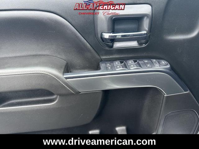 Photo of 2018 Silver Ice Metallic Chevrolet Silverado 1500