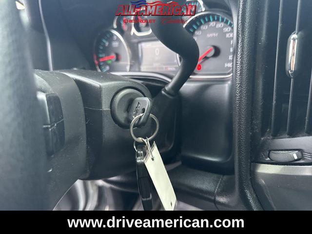 Photo of 2018 Silver Ice Metallic Chevrolet Silverado 1500