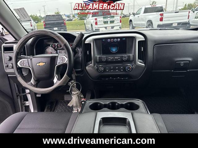 Photo of 2018 Silver Ice Metallic Chevrolet Silverado 1500