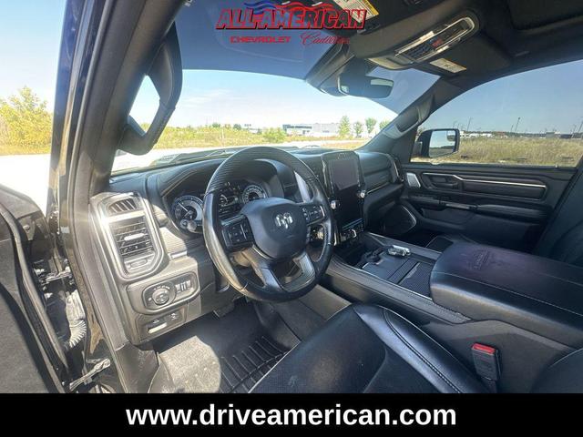 Photo of 2021 Diamond Black Crystal Pearlcoat RAM 1500