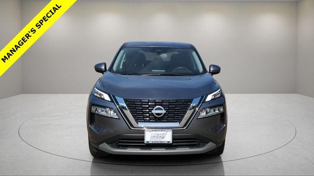 Photo of 2023 Gun Metallic Nissan Rogue