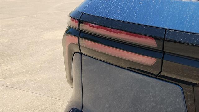 Photo of 2026 Lakeshore Blue Metallic Chevrolet Traverse