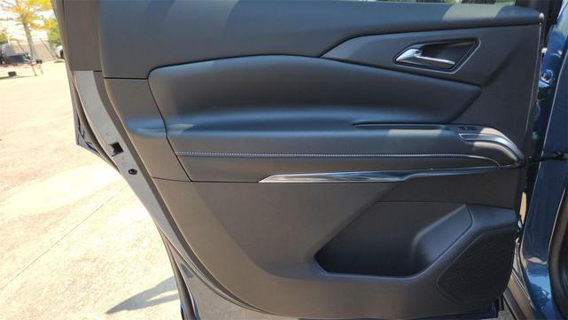 Photo of 2026 Lakeshore Blue Metallic Chevrolet Traverse
