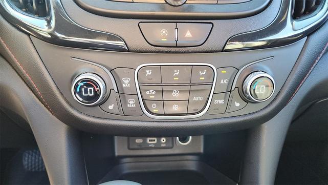Photo of 2022 Summit White Chevrolet Equinox