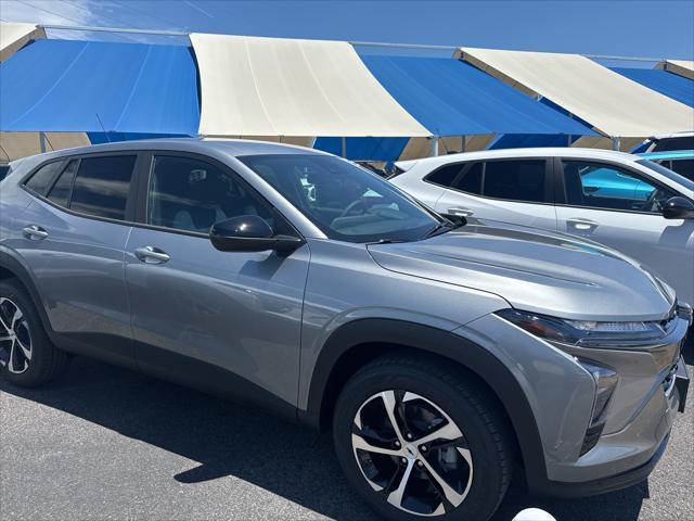 Photo of 2025 Sterling Gray Metallic Chevrolet Trax
