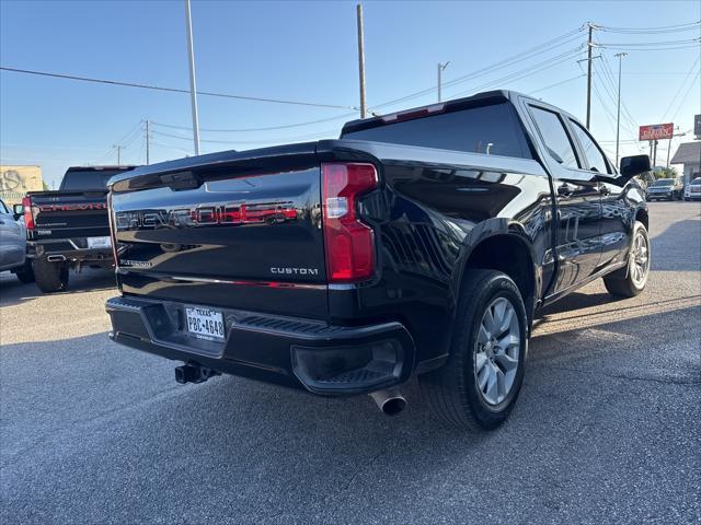 Photo of 2021 Black Chevrolet Silverado 1500
