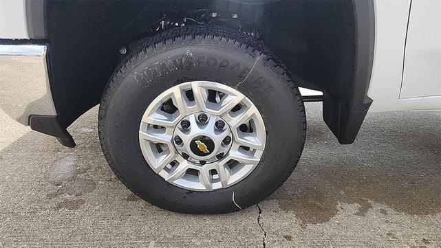 Photo of 2025 Summit White Chevrolet Silverado 2500