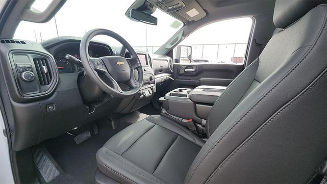 Photo of 2025 Summit White Chevrolet Silverado 2500