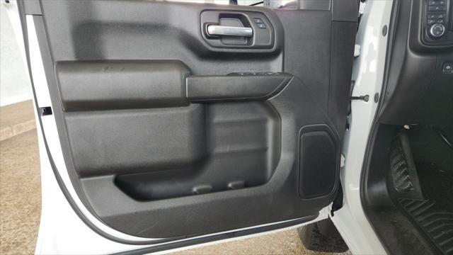 Photo of 2024 Summit White Chevrolet Silverado 2500