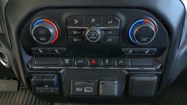 Photo of 2023 Silver Ice Metallic Chevrolet Silverado 2500