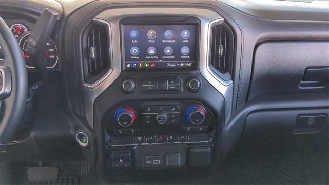 Photo of 2023 Silver Ice Metallic Chevrolet Silverado 2500