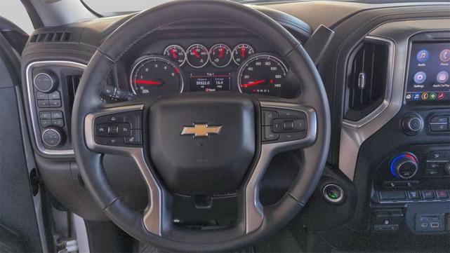 Photo of 2023 Silver Ice Metallic Chevrolet Silverado 2500
