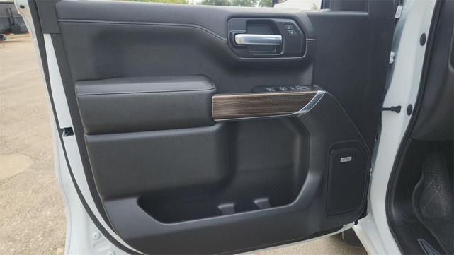 Photo of 2022 Summit White Chevrolet Silverado 1500
