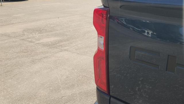 Photo of 2021 Northsky Blue Metallic Chevrolet Silverado 3500