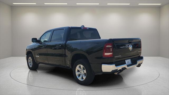 Photo of 2024 Diamond Black Crystal Pearlcoat RAM 1500