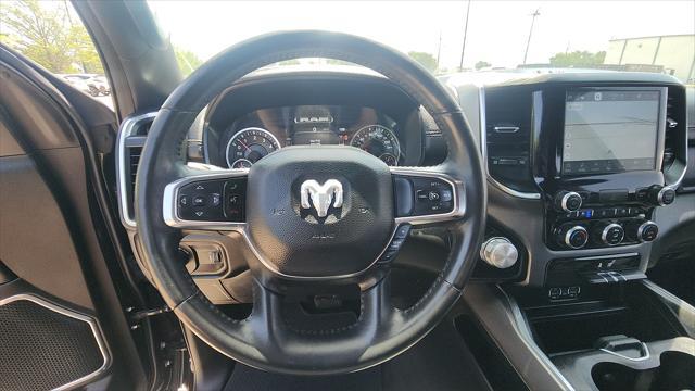 Photo of 2024 Diamond Black Crystal Pearlcoat RAM 1500