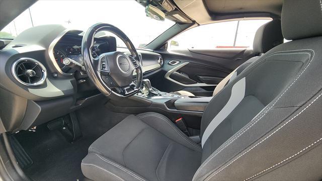 Photo of 2023 Summit White Chevrolet Camaro