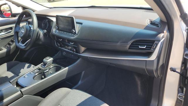 Photo of 2023 Brilliant Silver Metallic Nissan Rogue