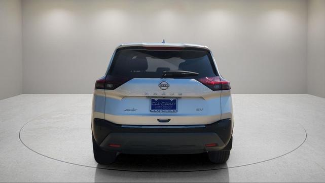 Photo of 2023 Brilliant Silver Metallic Nissan Rogue