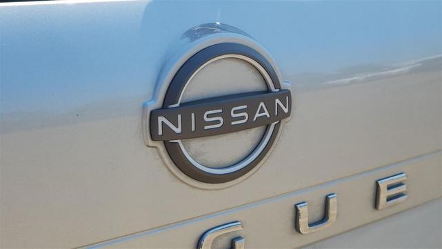 Photo of 2023 Brilliant Silver Metallic Nissan Rogue