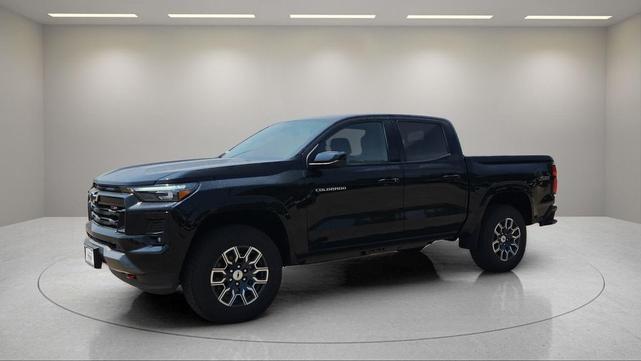 Photo of 2026 Black Chevrolet Colorado