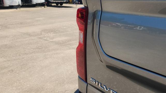 Photo of 2025 Sterling Gray Metallic Chevrolet Silverado 2500